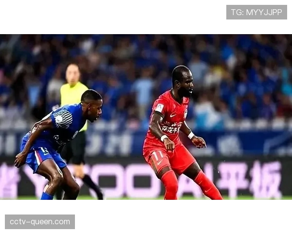 评论：VAR再次介入点球判罚，但“清晰明显错误”标准仍存巨大争议